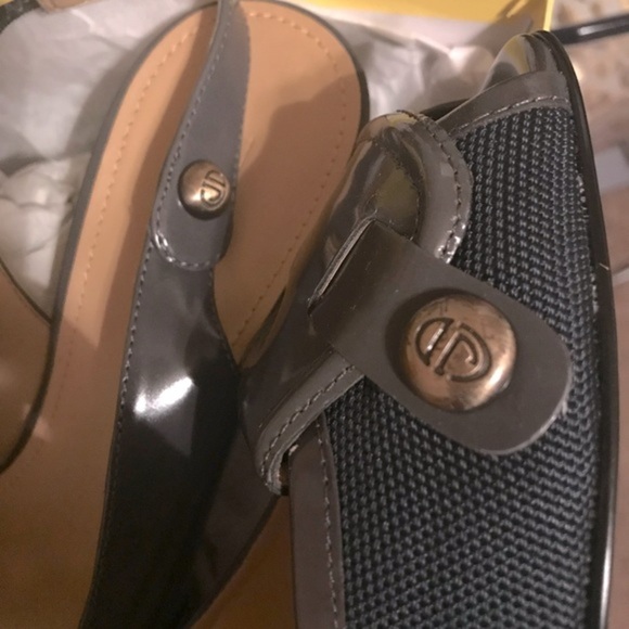 Joan & David gray‎ patent leather khaki slingback peeptoe kitten heels size 10 - Picture 8 of 11